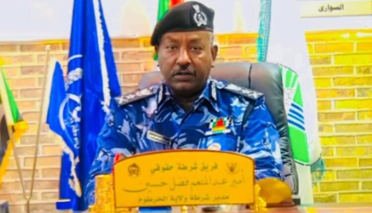 البرهان يصدر قرارا بإعفاء مدير عام الشرطة وعدد من القيادات ويعين خلفا لهم
