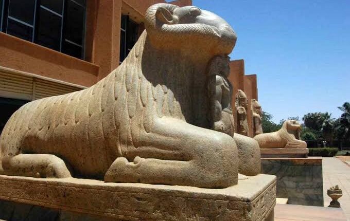 تماثيل مدمّرة وذاكرة منهوبة.. هل يستعيد السودان آثاره من فجيعة تداعيات الحرب؟