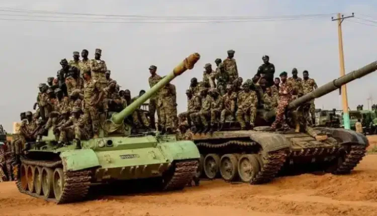المعركة استمرت ساعات.. الجيش السوداني يصد هجوما عنيفا على الفاشر