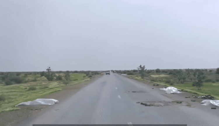 مبادرة من مجموعة شباب لصيانة طريق الموت “الخرطوم-مدني”