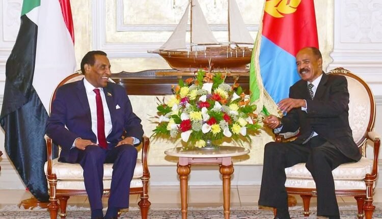 أفورقي يستقبل كامل إدريس.. السودان وإريتريا يرسمان استراتيجية جديدة مشتركة لتعزيز الاستقرار في المنطقة