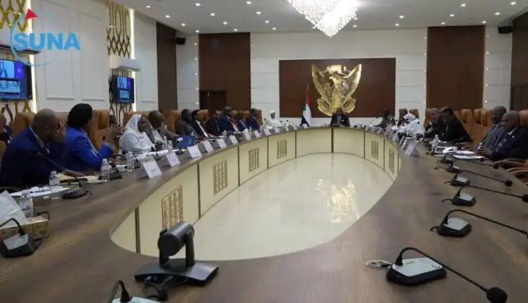 مجلس الوزراء يجيز عددا من الاتفاقيات وقانون جرائم المعلوماتية يتصدر الاجتماع