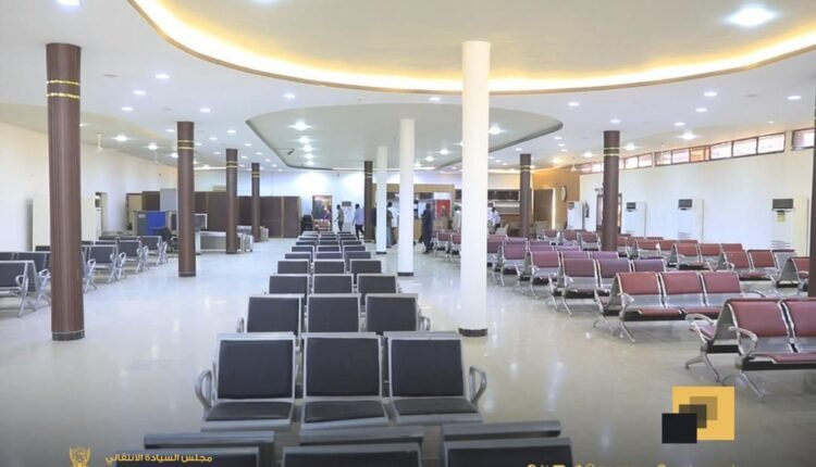 تأجيل استئناف الرحلات الجوية في مطار الخرطوم إلى أجل غير مسمى.. حميدتي يحذر بشأن مطارات وطائرات ومسيرات والبرهان يتوعد