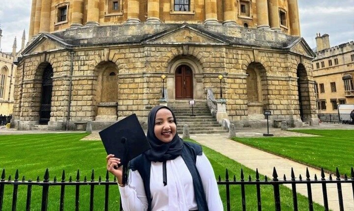 من دفار النزوح إلى جامعة أكسفورد.. هديل عبد السيد تكتب فصلاً جديداً في قصة الأمل السودانية