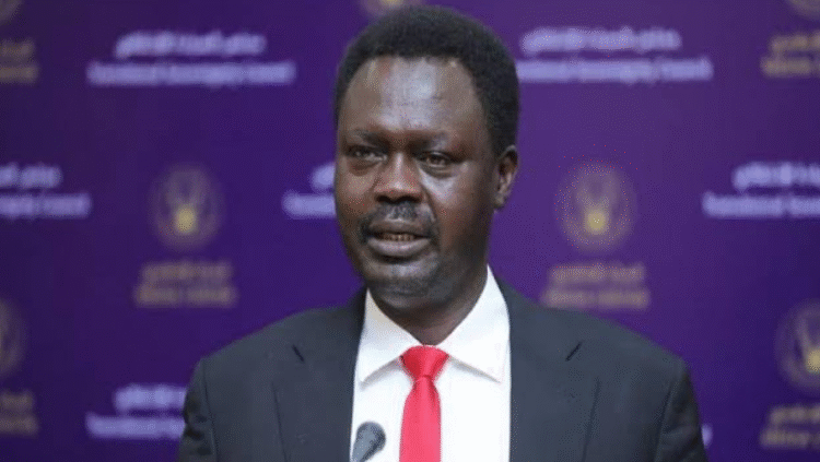 مناوي يتقدم بطلب عاجل من أجل حميدتي وعبد الرحيم دقلو ويبعث رسالة إلى الإمارات