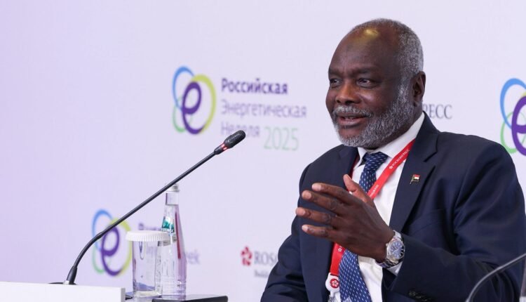 وصف عقلية وشخصية حميدتي.. جبريل إبراهيم: الحرب في السودان “كونية” والإمارات بيدق في مشروع تخريبي كبير وجهات داخلية تتآمر علينا