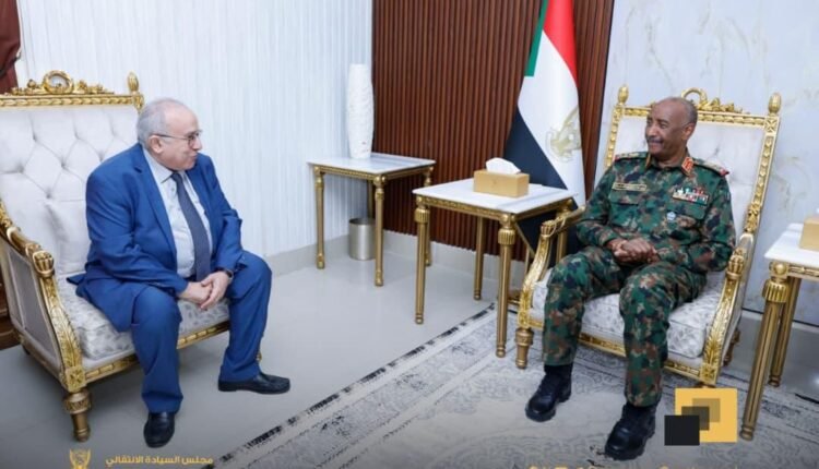 البرهان يبلغ مبعوث غوتيريش استعداد السودان لتحقيق السلام والتعاون مع الأمم المتحدة و لعمامرة يتحدث عن حوار سوداني – سوداني