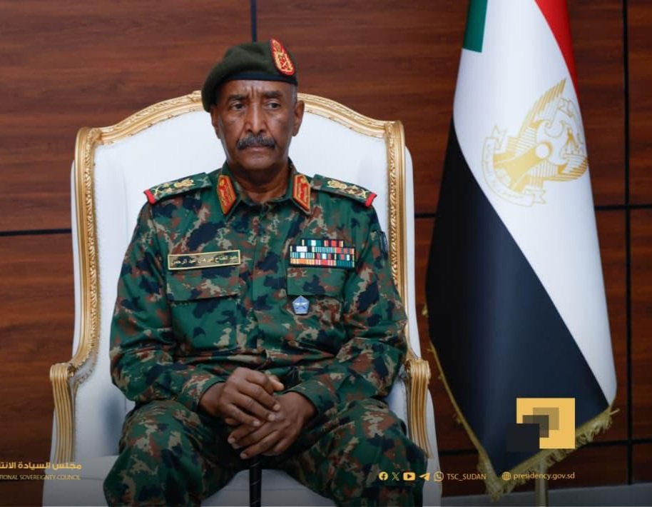 البرهان يعين وزير في نظام البشير مستشار إعلامي لمجلس السيادة البرهان يعين وزير في نظام البشير مستشار إعلامي لمجلس السيادة