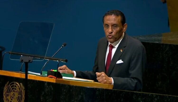 عاجل .. رئيس وزراء السودان كامل إدريس : نريد الخروج من الحرب ويتحدث عن جهود الاطراف المنخرطة في السلام ومبادرة بن سلمان