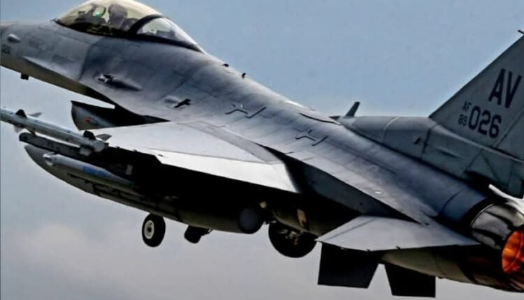 صفقة لتزويد السودان بأسلحة وطائرات هجومية ومسيرات من باكستان