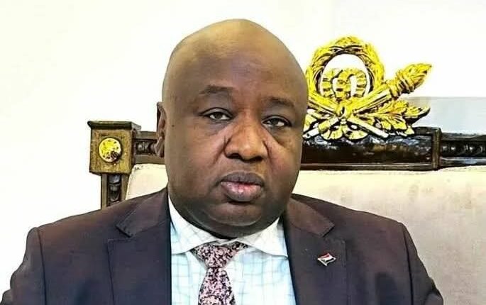 وزير المعادن نور الدائم طه يكشف عن شخص يعرفه “فبرك ودبلج” مكالمة هاتفية مع الجاكومي ويتوعد بإجراءات قانونية