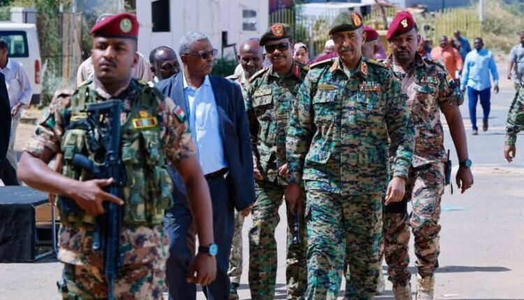 البرهان يوجه رسالة لأهل الفاشر ويحدد شروط الهدنة ووقف النار ويخشى من هذه الخطوة