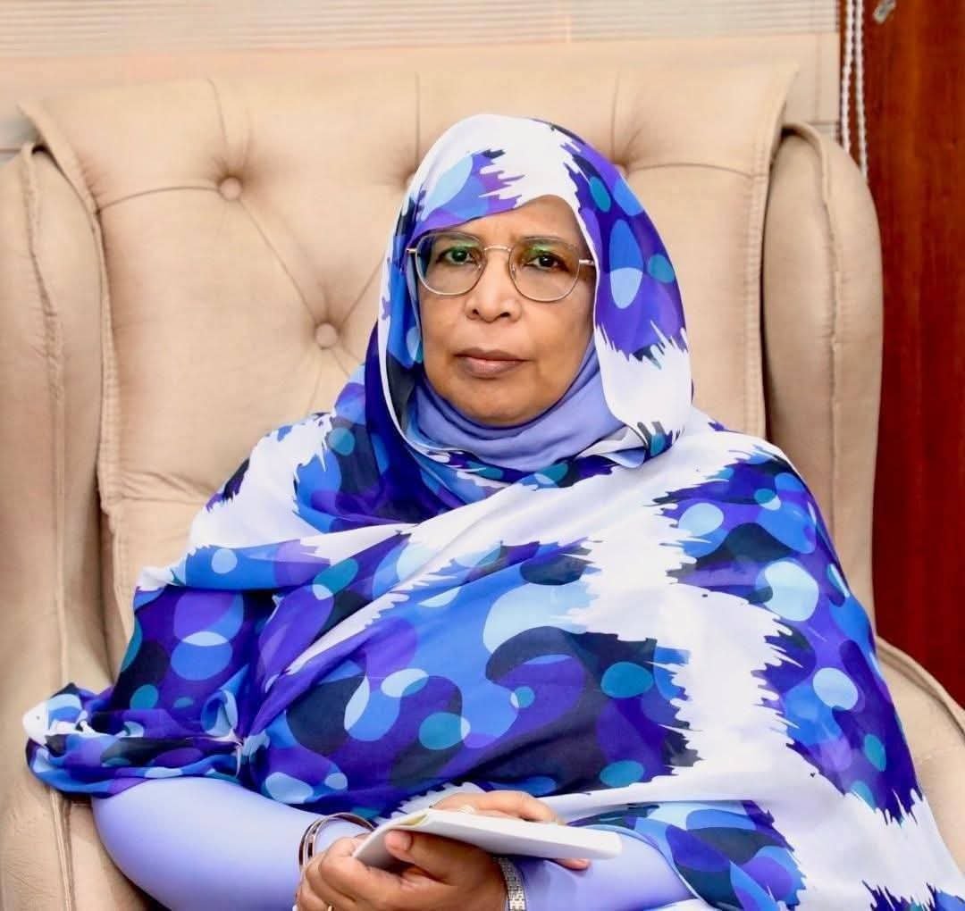 كامل إدريس يصدر قرارات باعفاء وزيرة مجلس الوزراء لمياء عبد الغفار واثنين من مستشارية ويحل هيئات حكومية وتعديلات وزارية مرتقبة