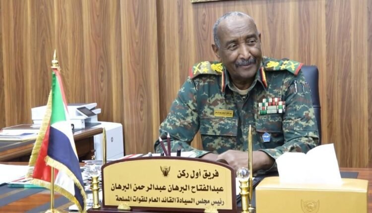 البرهان يصدر توجيهات بشأن مرتبات المعلمين بالخرطوم والمؤسسات التعليمية المتاثرة بالحرب