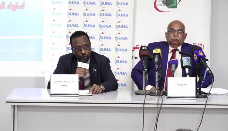 وزير الإعلام السوداني يحذر من حملات إعلامية وخطاب سلبي ضد الدولة والحديث عن أزمة كبيرة في إمدادات الوقود والطاقة تكشف عن اجراءات لحماية محطات الكهرباء من قصف المسيرات