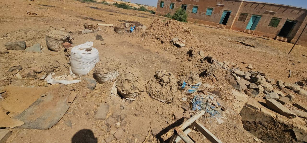 كشف تفاصيل كارثية لممارسة الدعم السريع التعدين داخل مدارس ومواقع سكنية في الخرطوم