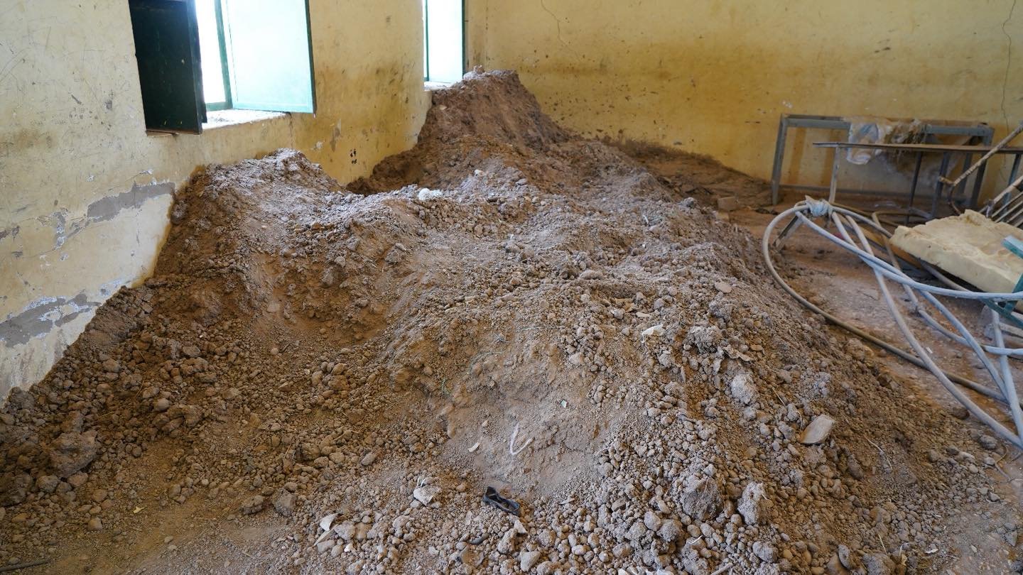 كشف تفاصيل كارثية لممارسة الدعم السريع التعدين داخل مدارس ومواقع سكنية في الخرطوم