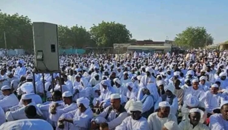 مخاوف وتحذيرات أمنية تحرم السودانيين من صلاة عيد الفطر في الساحات والميادين