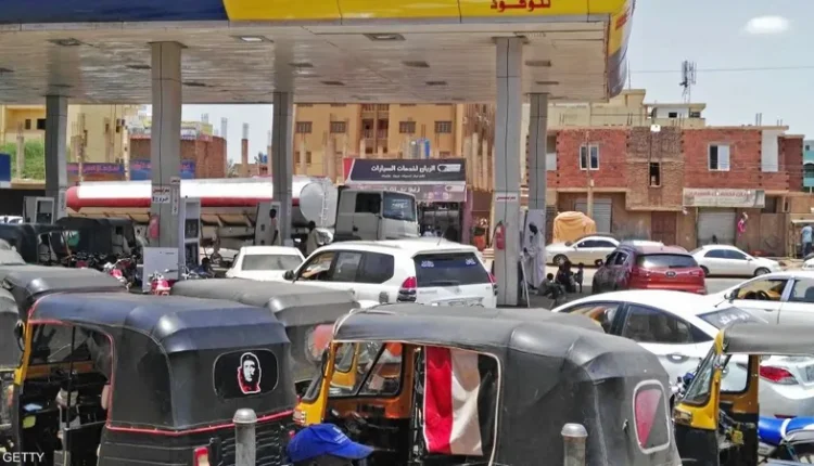معلومات متضاربة بين وزيري الطاقة والمالية حول إمدادات الوقود بالسودان وكشف تفاصيل خطيرة عن استيراد المحروقات واتهامات بالتضليل