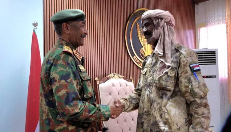 البرهان يلتقي النور القبة القيادي المنشق من الدعم السريع  ويرحب بإنضمامه للجيش ويرسل رسالة