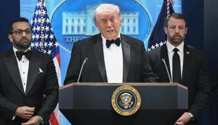 بالفيديو ..إجلاء ترامب وزوجته بطريقة دراماتيكية بعد إطلاق نار في حفل عشاء مراسلي البيت الأبيض