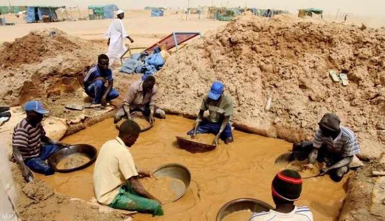 شركة لتعدين الذهب تابعة للدعم السريع تتعرض لقصف جوي وتتوقف عن العمل..سقوط قتلى وتدمير سيارات