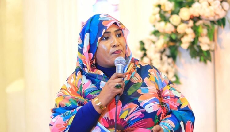 رئيس أركان الجيش يعلن سحب بلاغ ضد الكاتبة الصحفية داليا إلياس..لن نكون خصمًا لها في المحاكم