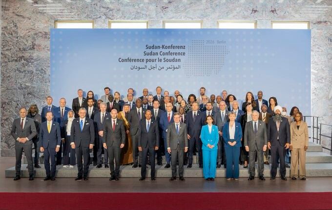 مؤتمر برلين يجمع 1.5مليار يورو للسودان ورئيس الوزراء السوداني يكشف عدم توجيه دعوة للحكومة ويعلق برد حاسم..يبشر بفشل