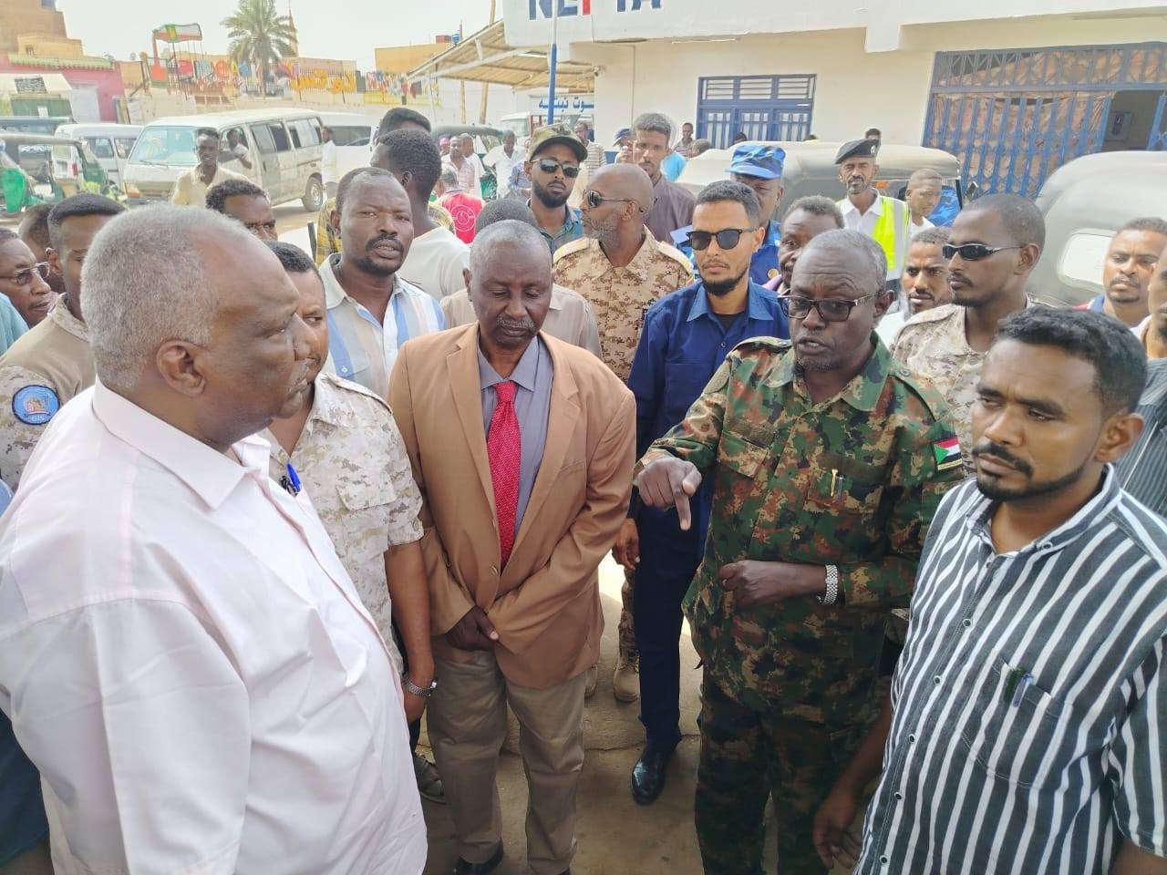 والي الخرطوم يصدر قرارات حاسمة في الخبز والوقود بعد زيادة جنونية في الأسعار