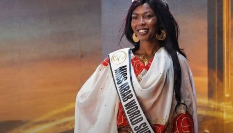 من القاهرة .. تتويج سهير الفاتح ملكة جمال السودان