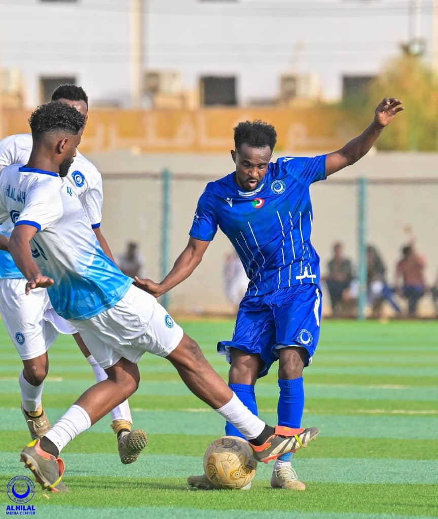 الهلال يتفوق على هلال الساحل بثلاثية وينفرد بصدارة النخبة