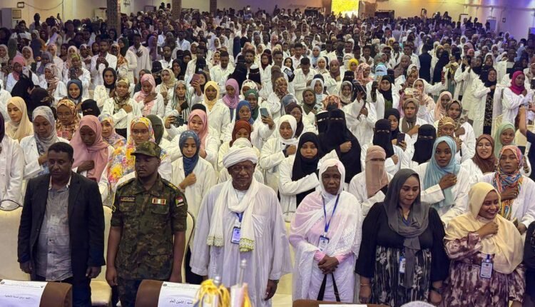 3300 ممارس طبي وصحي بالسودان يؤدون القسم لمزاولة المهنة..بإستخدام تقنيات الذكاء الإصطناعي