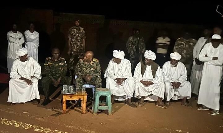 بالفيديو..البرهان يصل الكاهلي زيدان ويعزي كيكل في ضحايا أسرته في إستهداف مسيرة للدعم السريع