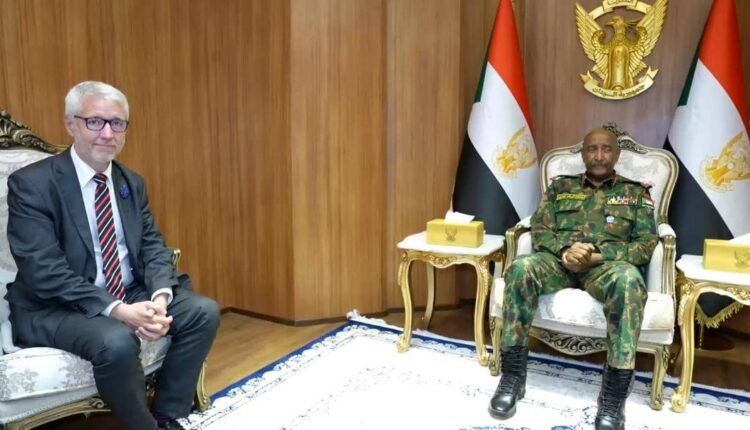 مسؤول فرنسي يبلغ البرهان أمرًا مهماً عن الدعم السريع ويعلن عن زيارة وزيري خارجية ألمانيا وفرنسا إلى السودان