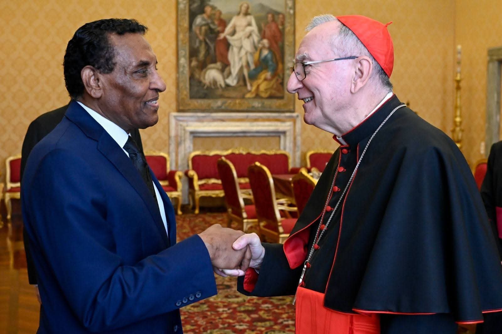 كشف تفاصيل لقاء رئيس الوزراء السوداني وبابا الفاتيكان في روما كشف تفاصيل لقاء رئيس الوزراء السوداني وبابا الفاتيكان في روما