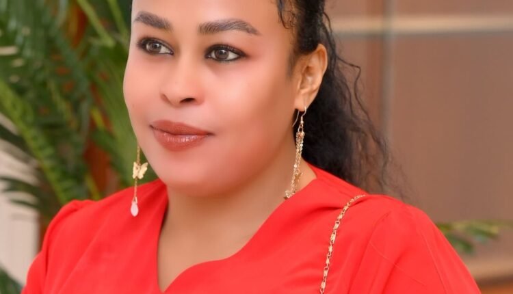 القبض على الصحفية رشان أوشي وإيداعها سجن النساء في بورتسودان..الحبس عام وغرامة مالية