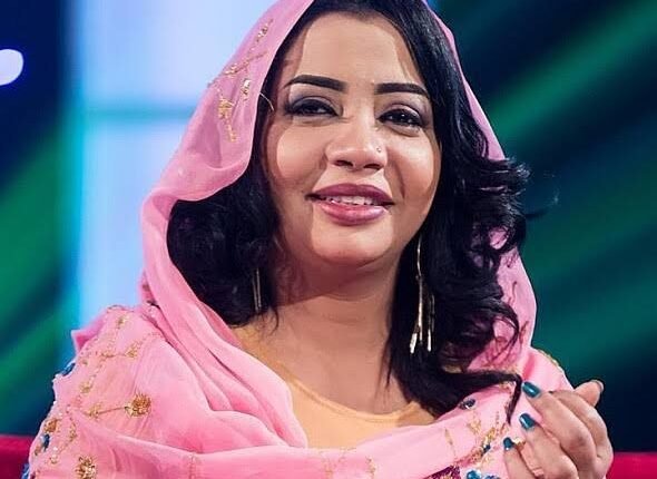 سلمى سيد تفاجئ جمهورها وتتراجع عن قرار الإعتزال..منشور مبهم