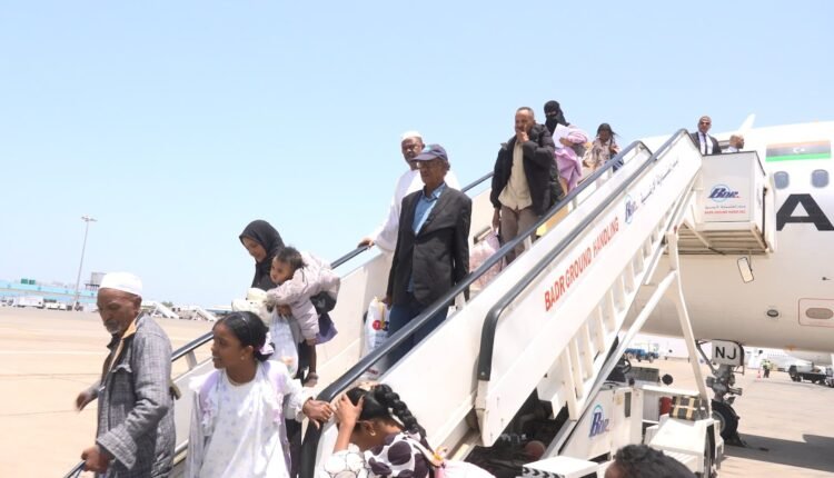 عودة آلاف السودانيين من ليبيا ومصر طوعًيا