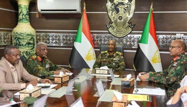 مجلس الأمن والدفاع برئاسة البرهان يصدر توجيهات عاجلة بشأن القوات المقاتلة والمتعاونين مع الدعم السريع
