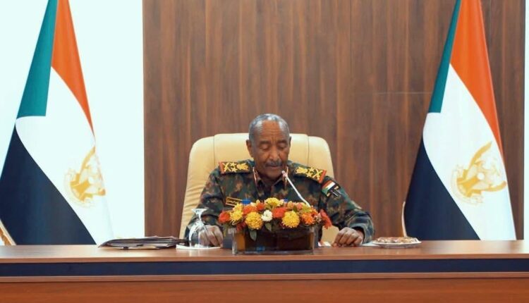 مجلس السيادة يكشف عن إجراءات عاجلة لكبح آثار ارتفاع الدولار وتسريع الترتيبات الأمنية ويوجه دعوة للمواطنين عن حالة البلبلة والذعر