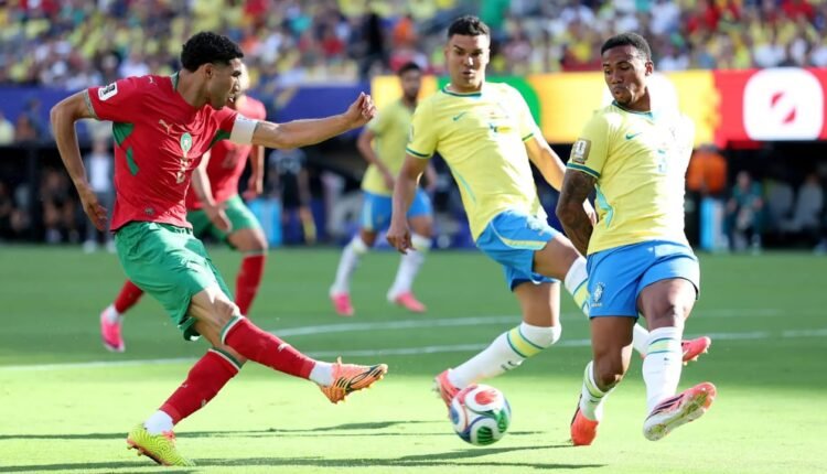 المغربي أشرف حكيمي … الإفريقي الأكثر مشاركةً في تاريخ كأس العالم