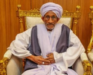 "البرهان" يشدد بدور الإدارة الأهلية و"ترك" يكشف حقيقة الخلافات