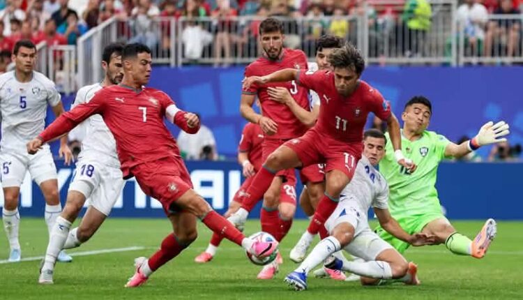 البرتغال تكتسح أوزبكستان ورونالدو أول لاعب يسجل في “6” نسخ من المونديال