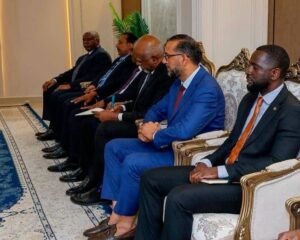 خلال لقاء البرهان.. السيسا تعلن تضامنها الكامل مع السودان خلال لقاء البرهان.. السيسا تعلن تضامنها الكامل مع السودان
