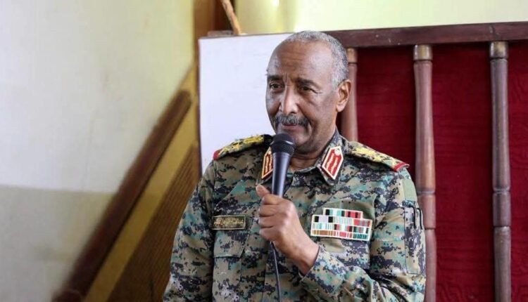 البرهان من شمبات: نتعهد بطرد الدعم السريع وعدم تكرار “التجربة القاسية”