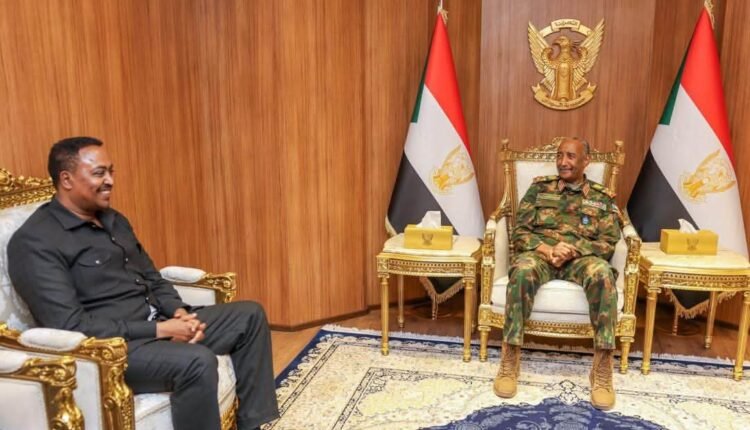 البرهان يستقبل سكرتير “إيغاد”.. رسائل جديدة بشأن الحرب والسلام