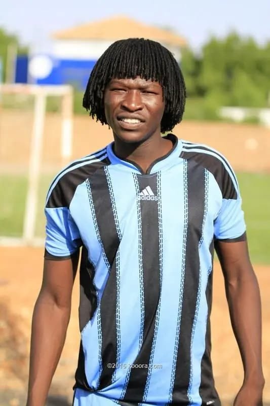 الهلال السوداني يصدم جماهيره وينهي تعاقد لاعب دولي الهلال السوداني يصدم جماهيره وينهي تعاقد لاعب دولي