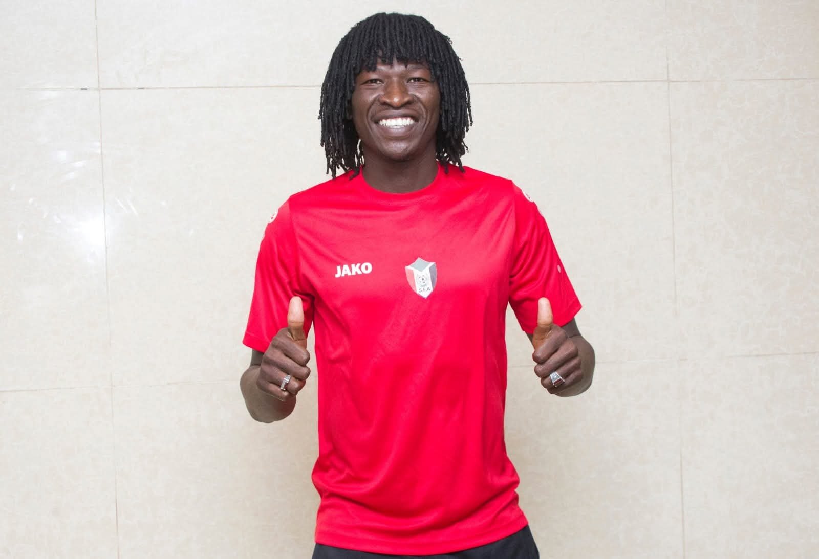 الهلال السوداني يصدم جماهيره وينهي تعاقد لاعب دولي الهلال السوداني يصدم جماهيره وينهي تعاقد لاعب دولي