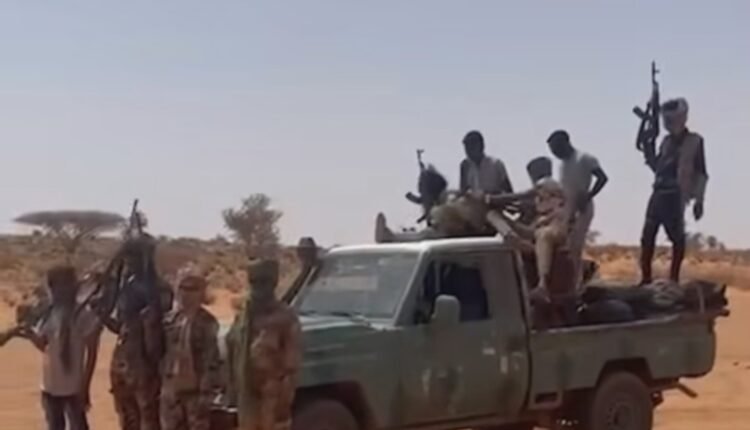 انشقاق مجموعة من المقاتلين عن الدعم السريع والتسليم للجيش بعد يومين من توجيه حميدتي جنوده الذهاب الى الخرطوم