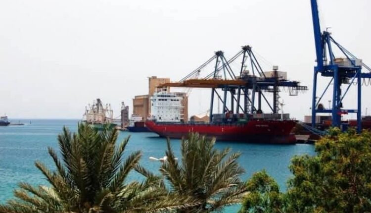 السودان يطرح 6 موانئ للاستثمار ويفتح الباب أمام الشراكات العربية